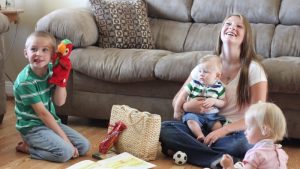 How to Start a Babysitting Business – Ideas for Stay…
