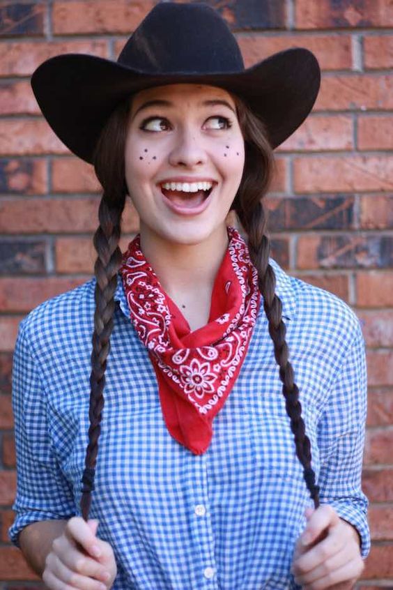Women Cowboy Image For Halloween